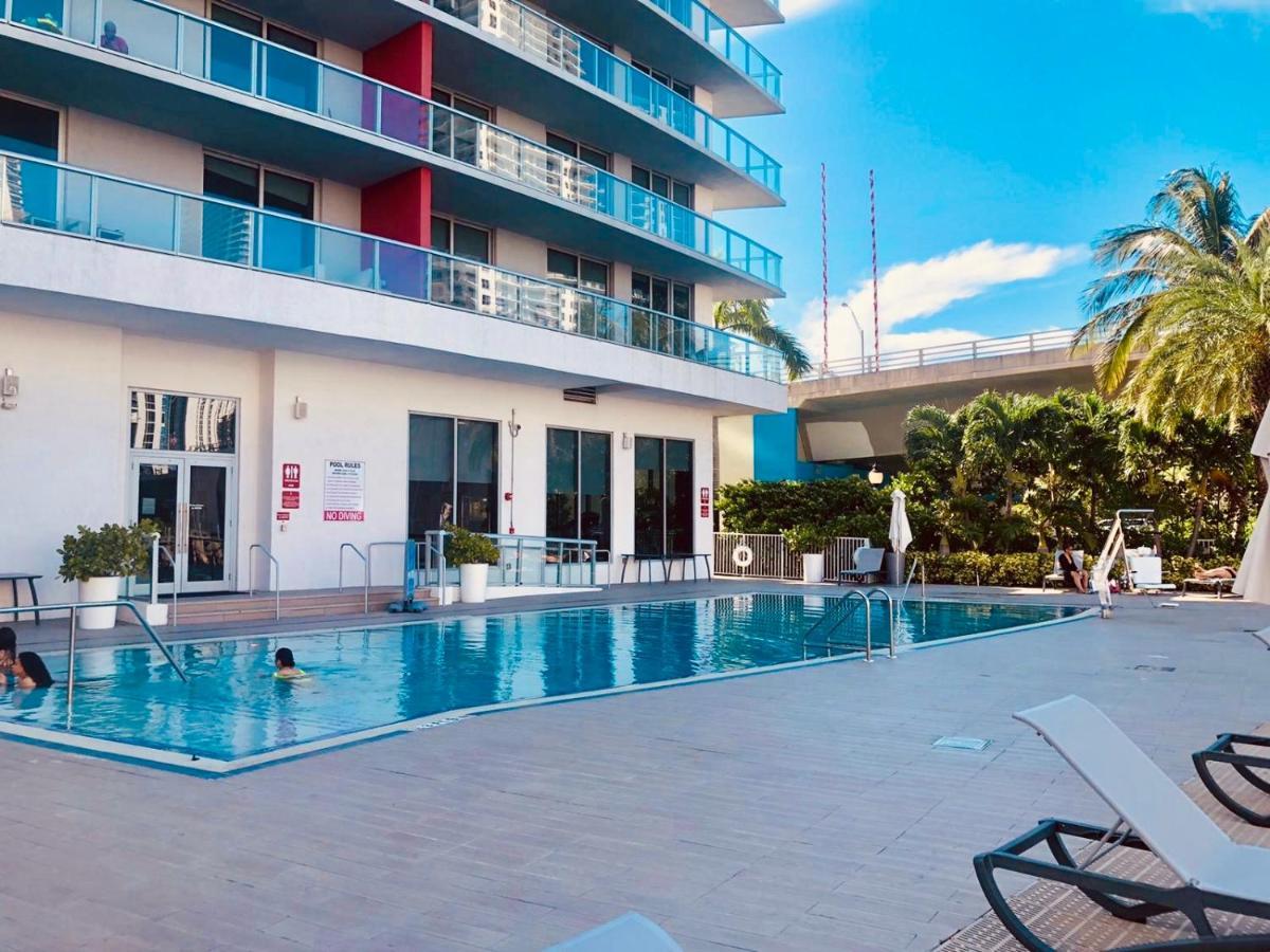 South Ocean Suites Hallandale Beach Eksteriør billede
